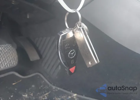 2017 Mercedes-Benz Gla 250 z USA, uszkodzony, nr VIN WDCTG4EB0HJ353459